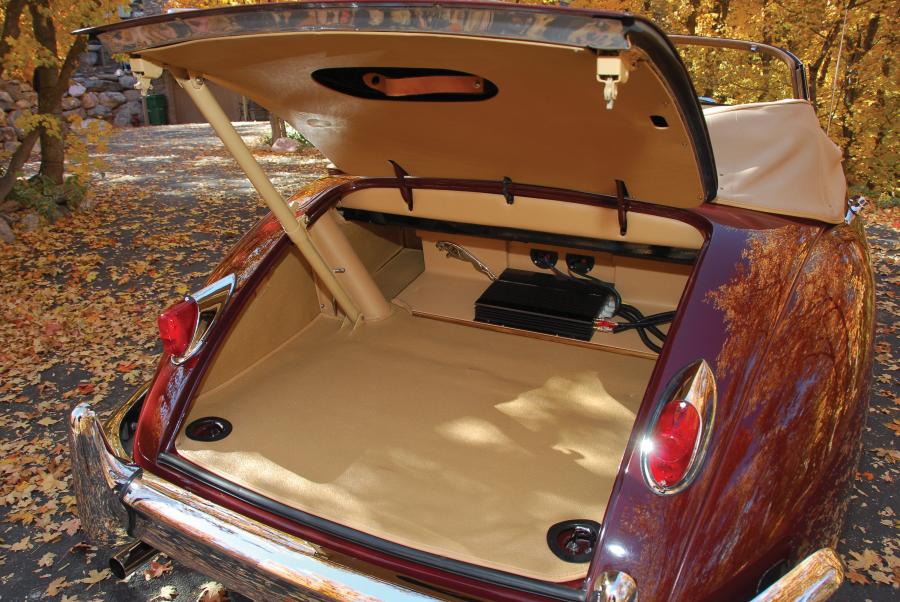  Jaguar XK150 Drop Head Coupe 1959 года  (фото 6 из 20)